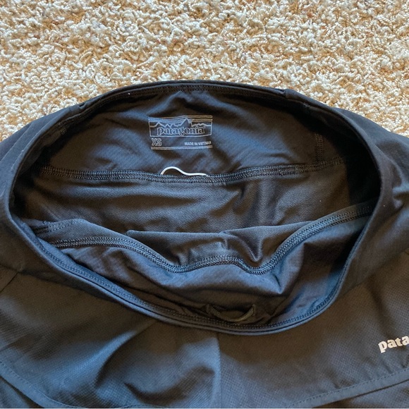 Patagonia Women’s Black Strider Running Shorts - Picture 4 of 6